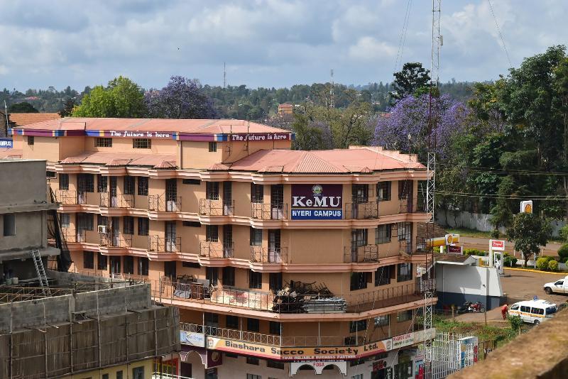 Tickles Hotel Nyeri Buitenkant foto